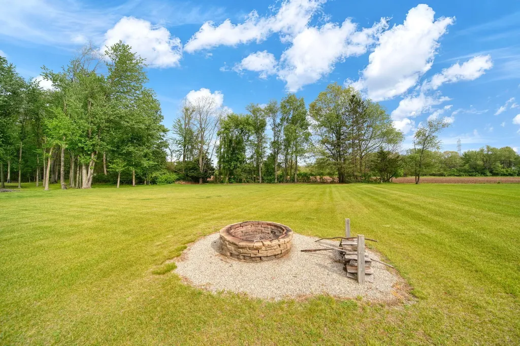 7465 Cement City Road Columbia Township MI 49230