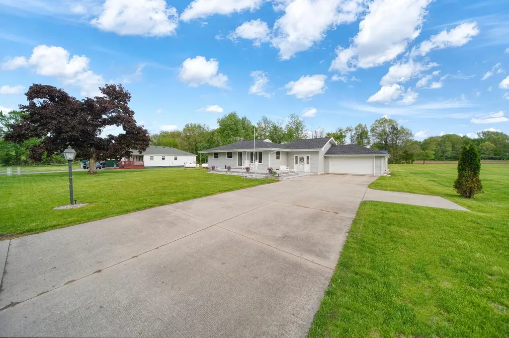 7465 Cement City Road Columbia Township MI 49230