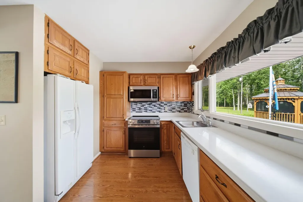 7465 Cement City Road Columbia Township MI 49230