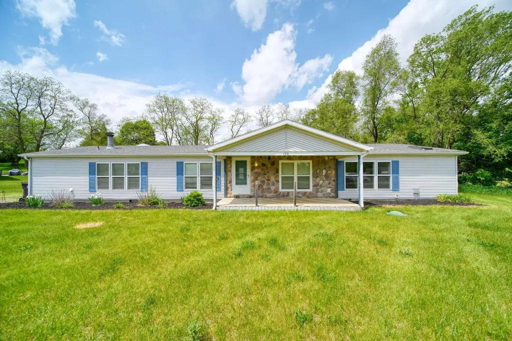 120 Kathy Lane Columbia Township MI 49230