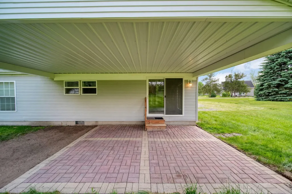 120 Kathy Lane Columbia Township MI 49230