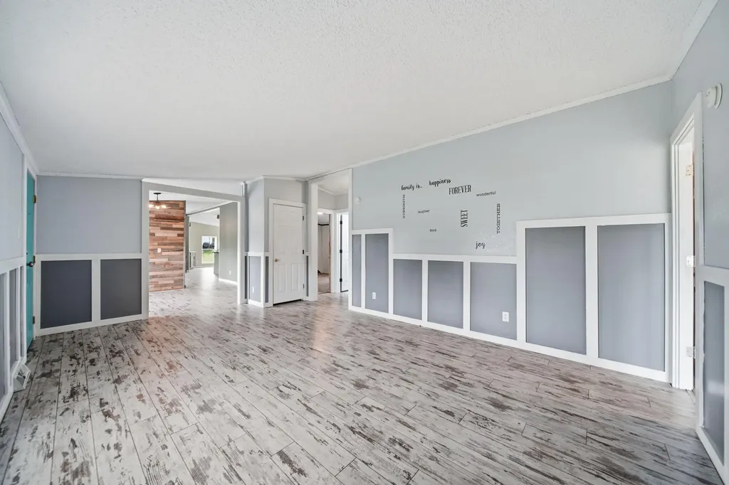120 Kathy Lane Columbia Township MI 49230