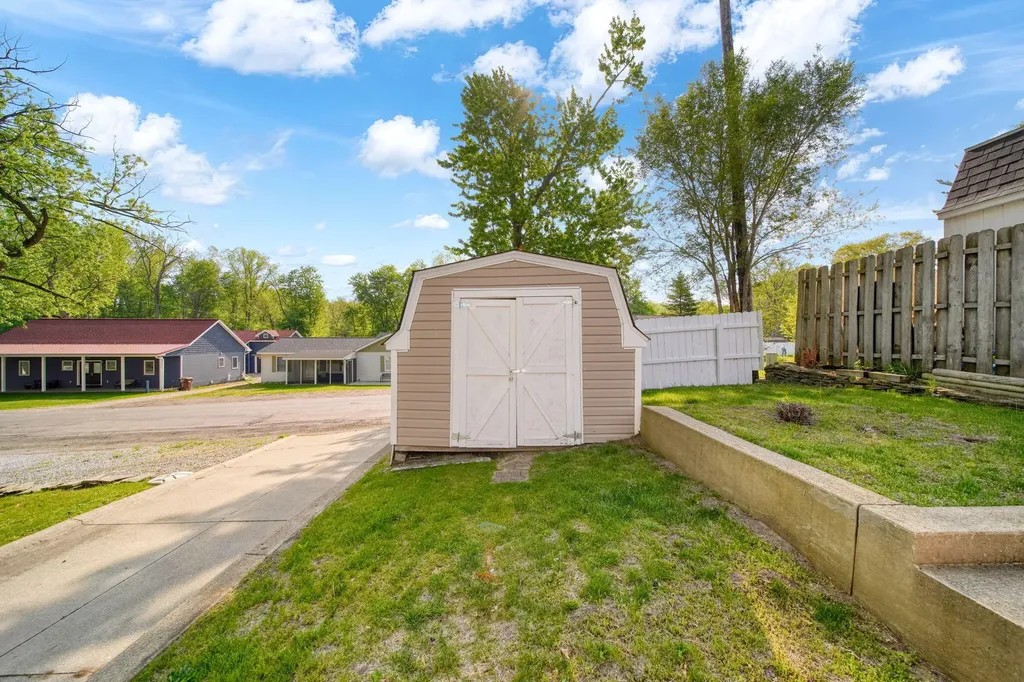 2948 Russell Court Columbia Township MI 49234