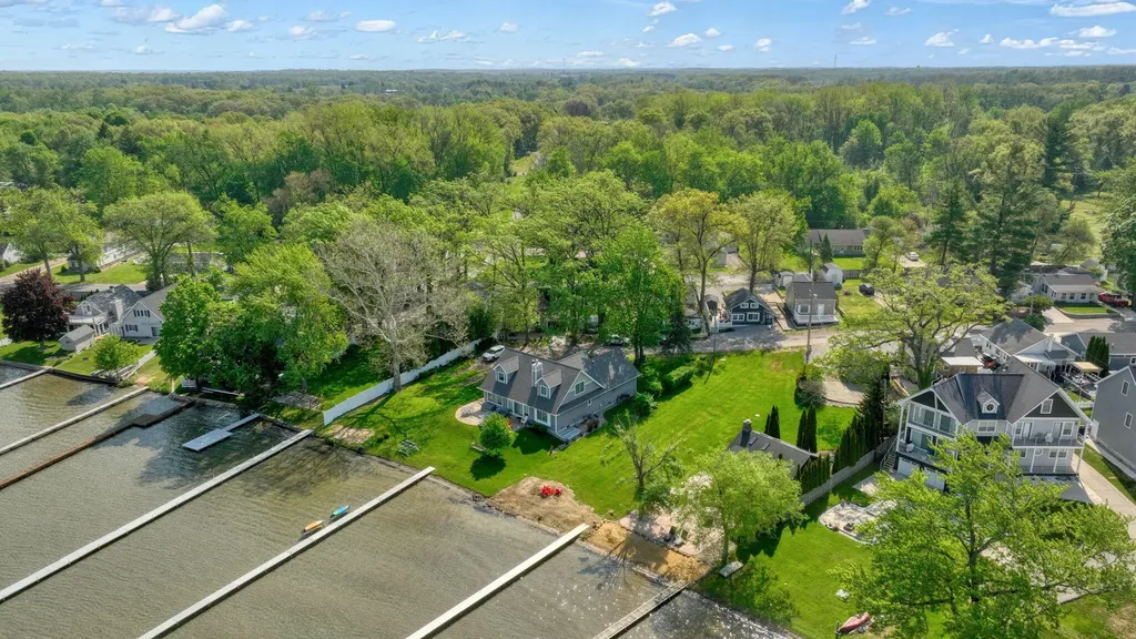 2948 Russell Court Columbia Township MI 49234