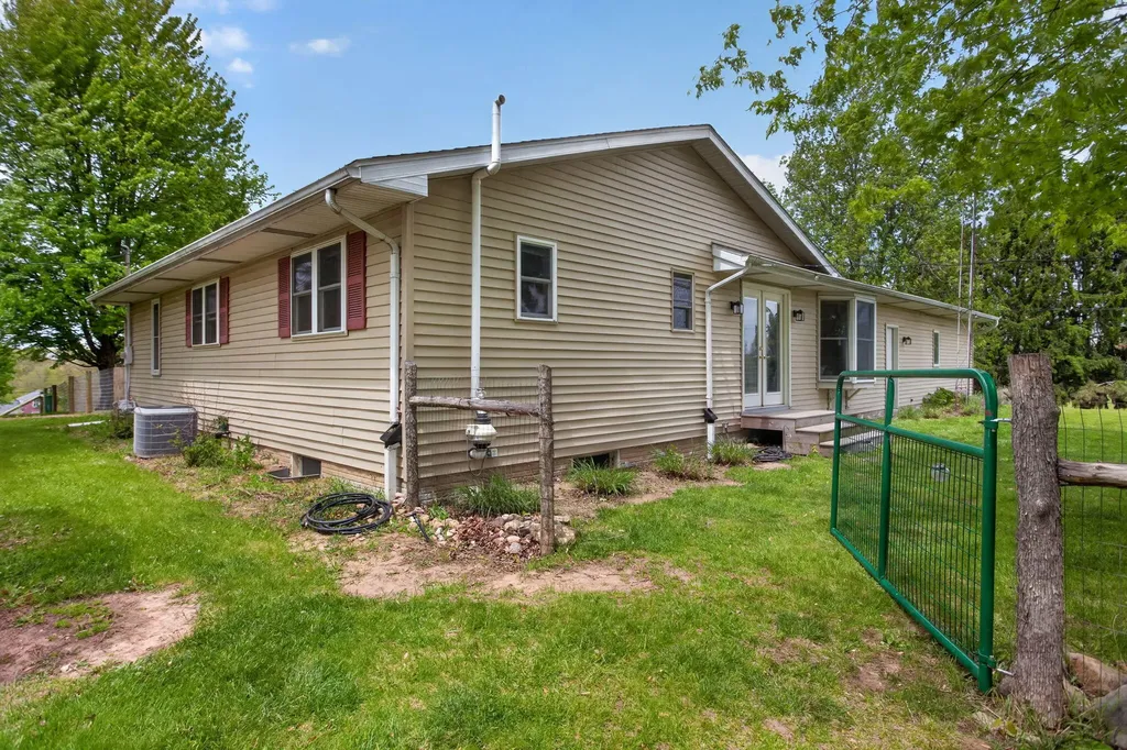 4415 N Rogers Highway Raisin Township MI 49229