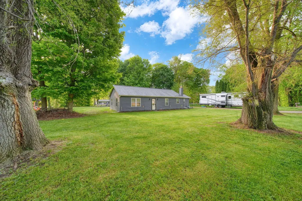 3293 Albion Road Concord Township MI 49237