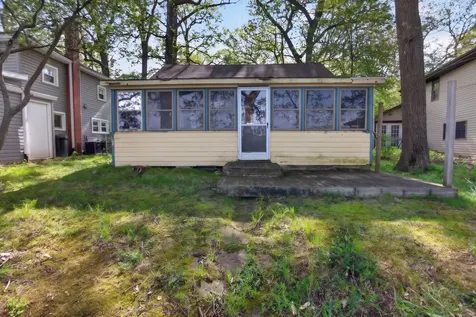 5036 Schrah Drive Waterloo Township MI 49259