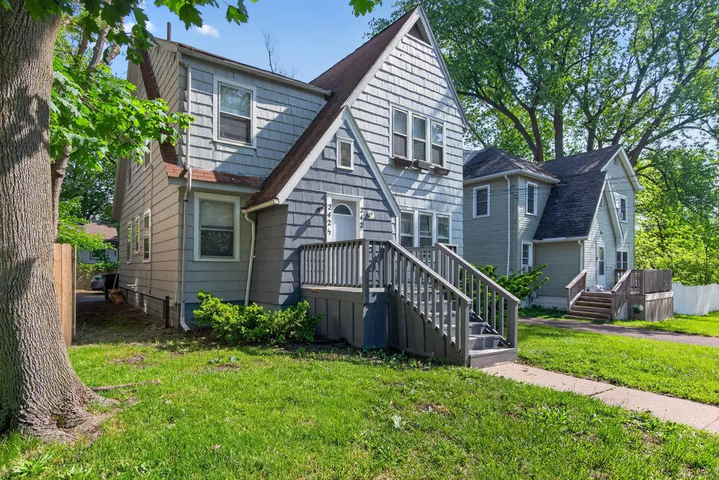 242 W High Street Jackson City MI 49203