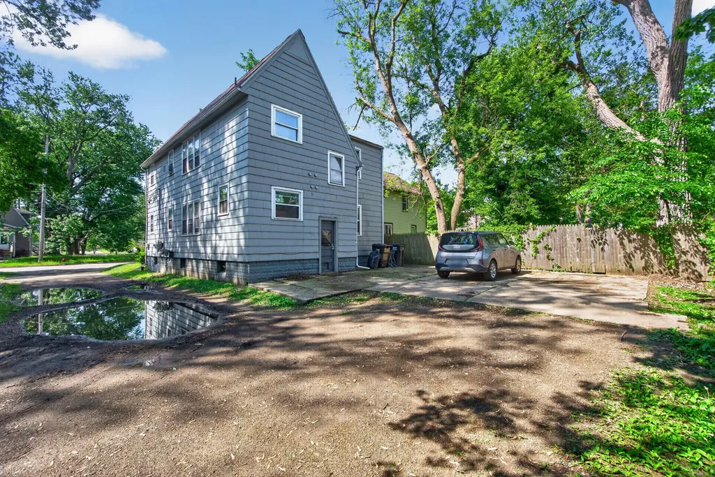 242 W High Street Jackson City MI 49203