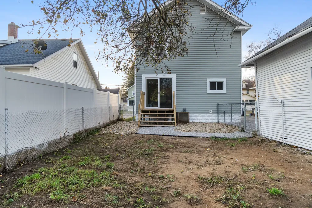 317 Orange Street Jackson City MI 49202