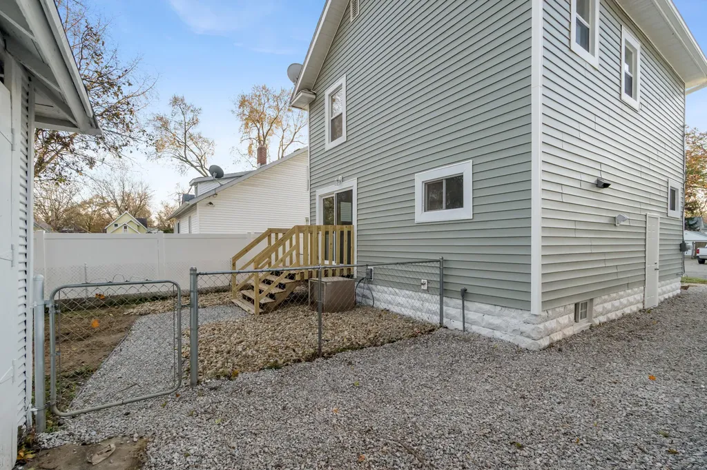 317 Orange Street Jackson City MI 49202