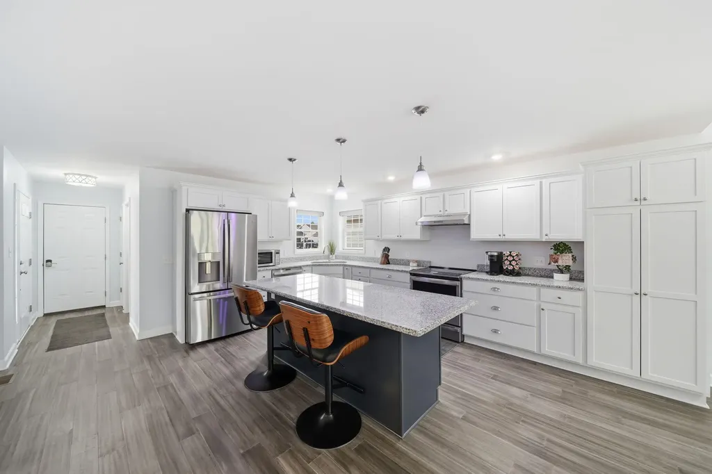 4015 Eastbridge Circle Stockbridge Village MI 49285