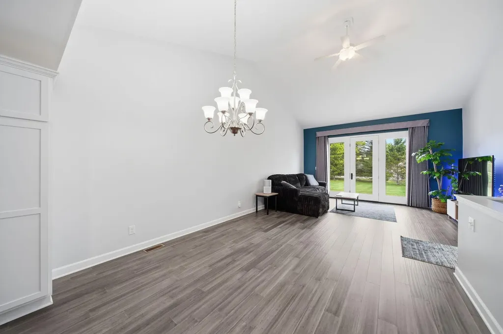 4015 Eastbridge Circle Stockbridge Village MI 49285