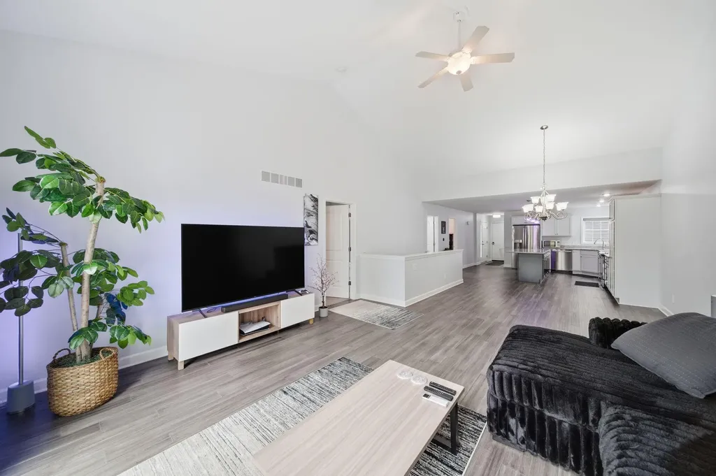 4015 Eastbridge Circle Stockbridge Village MI 49285