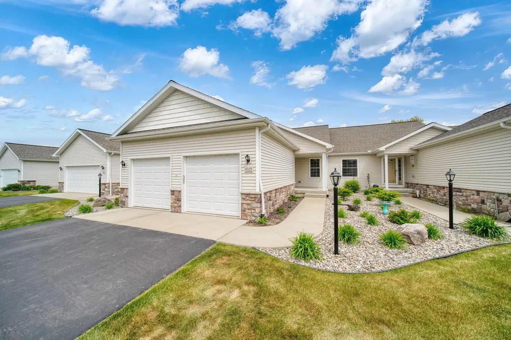 4015 Eastbridge Circle Stockbridge Village MI 49285