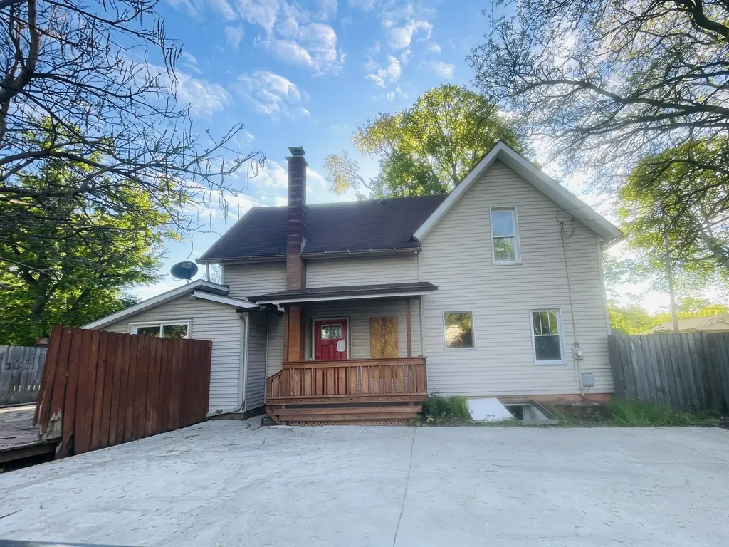 412 Quarry Street Jackson City MI 49201