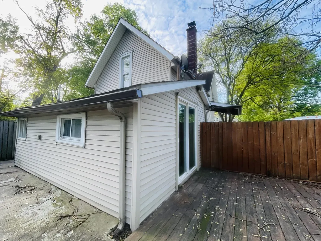 412 Quarry Street Jackson City MI 49201