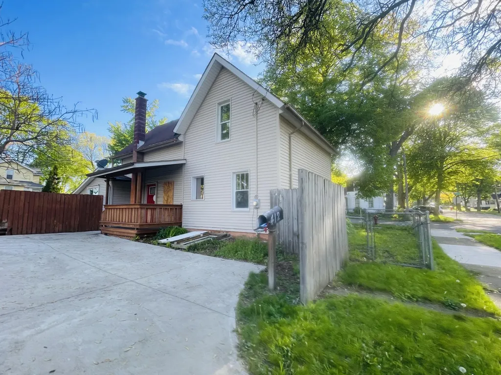 412 Quarry Street Jackson City MI 49201