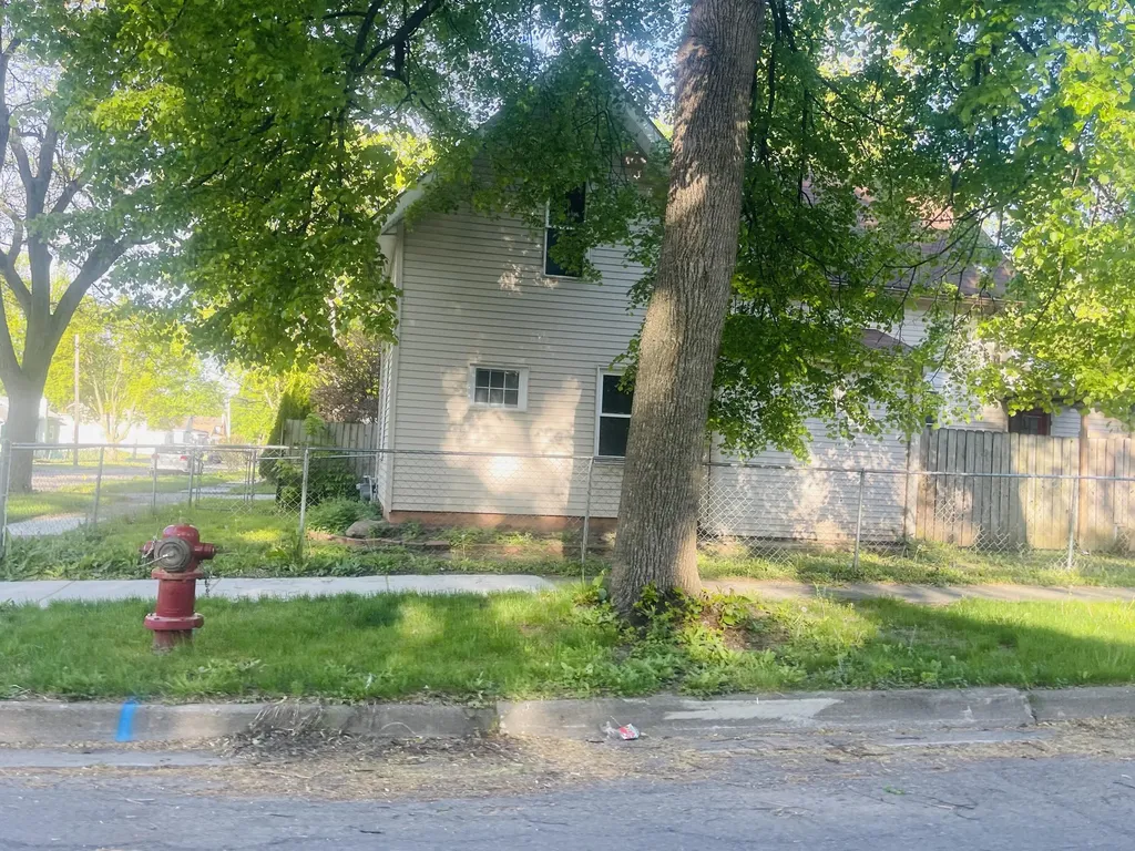 412 Quarry Street Jackson City MI 49201