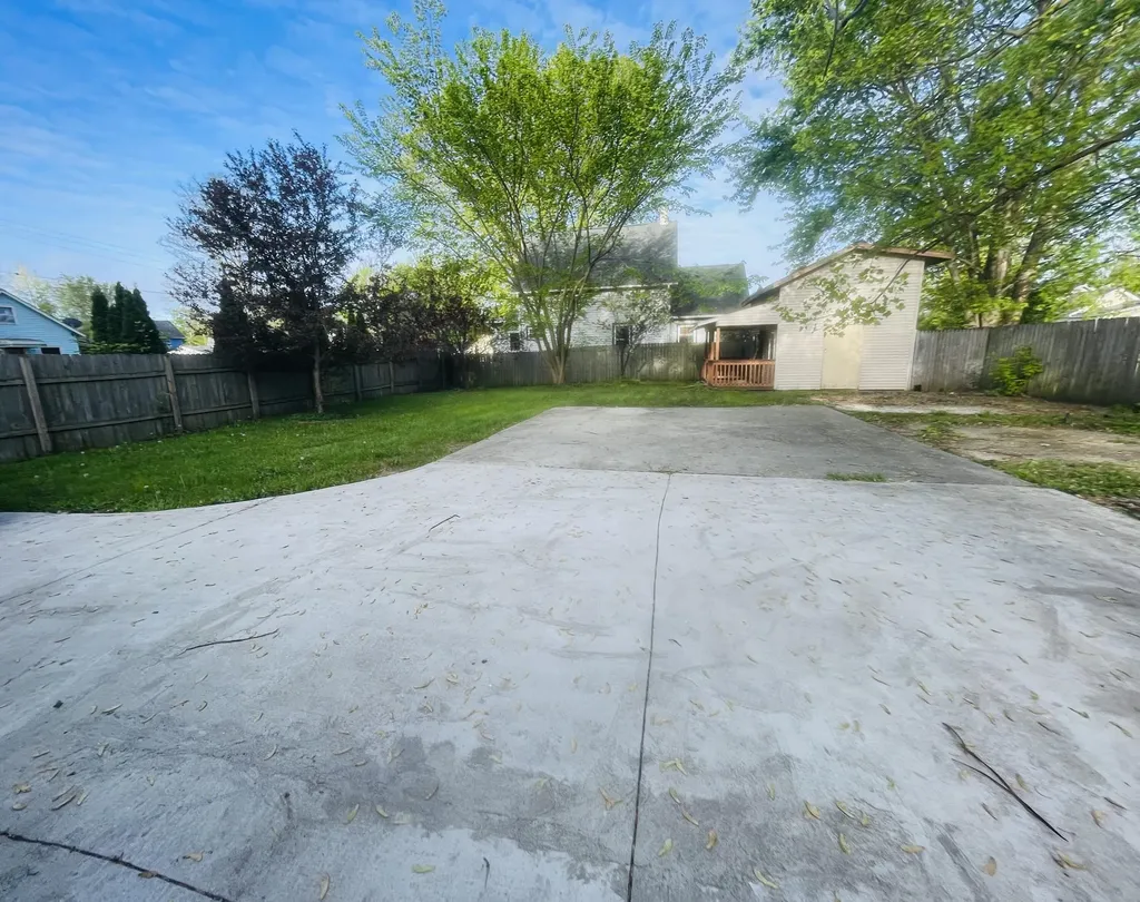 412 Quarry Street Jackson City MI 49201
