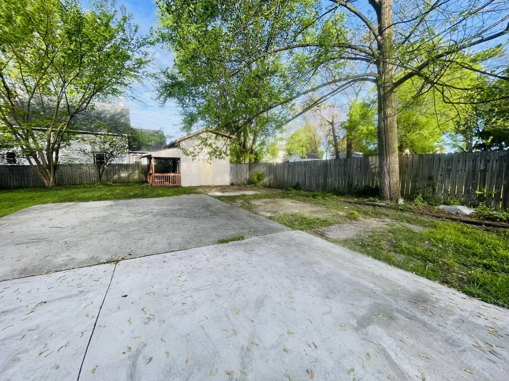 412 Quarry Street Jackson City MI 49201