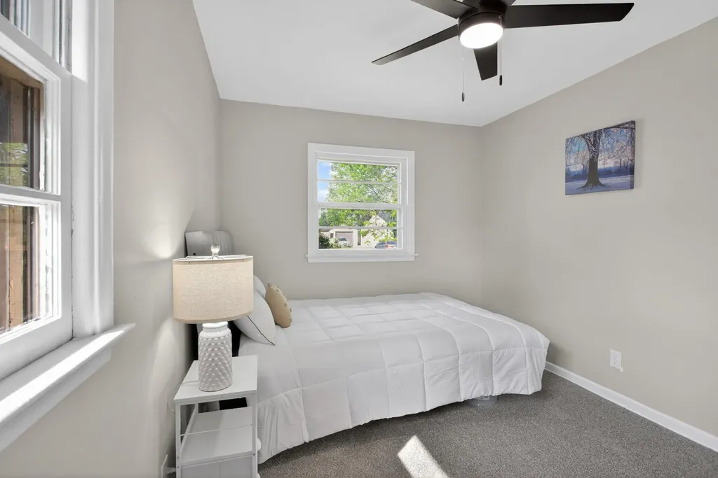 2136 Bruce Avenue Lansing City MI 48915