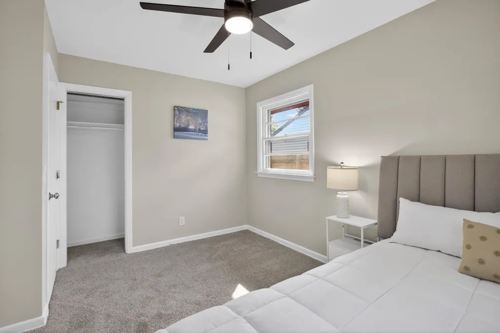 2136 Bruce Avenue Lansing City MI 48915