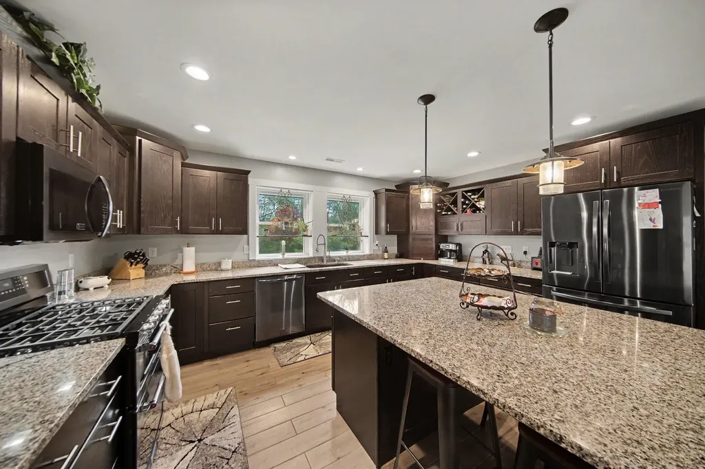7572 Tucker Lane Leoni Township MI 49201