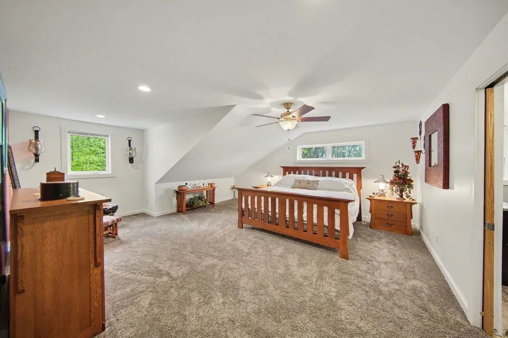 7572 Tucker Lane Leoni Township MI 49201
