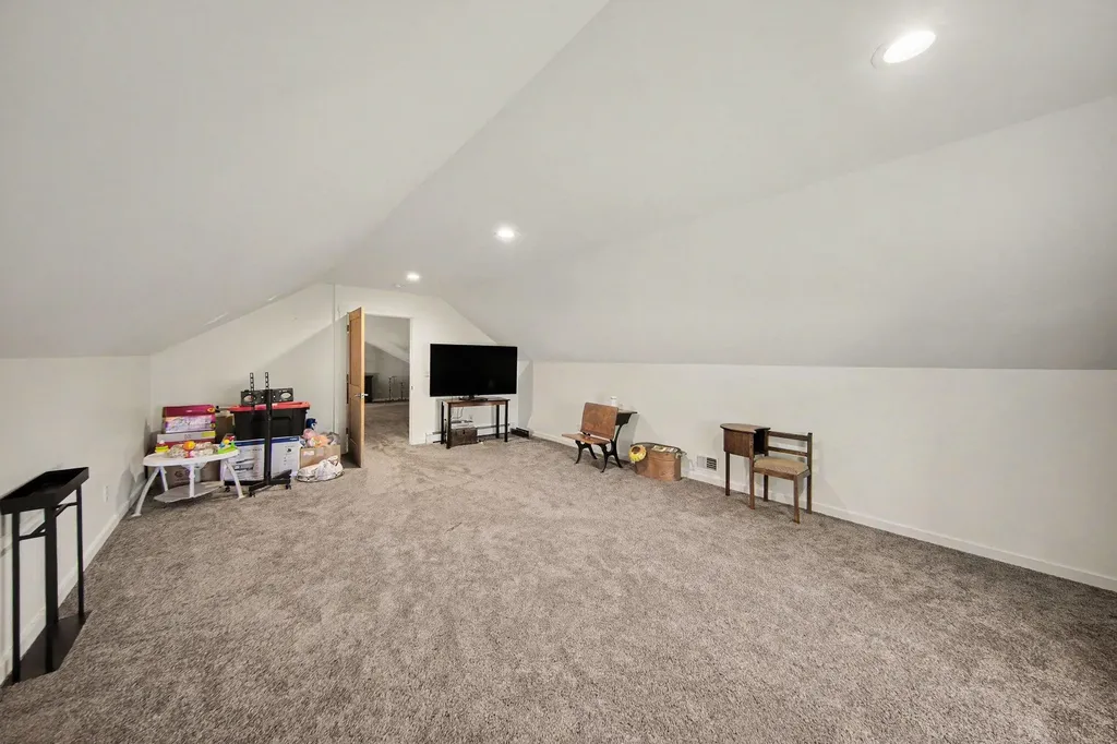 7572 Tucker Lane Leoni Township MI 49201