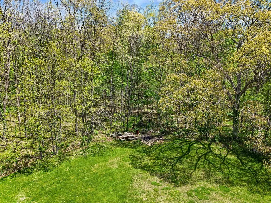 7572 Tucker Lane Leoni Township MI 49201