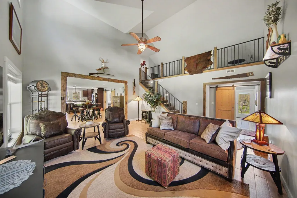7572 Tucker Lane Leoni Township MI 49201