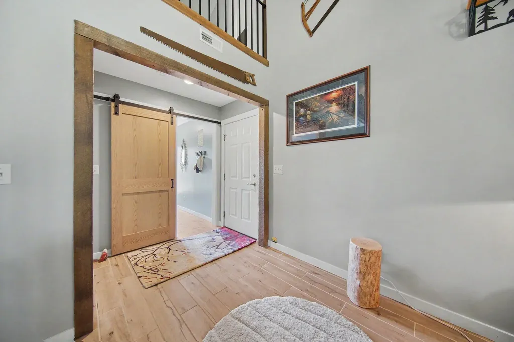 7572 Tucker Lane Leoni Township MI 49201