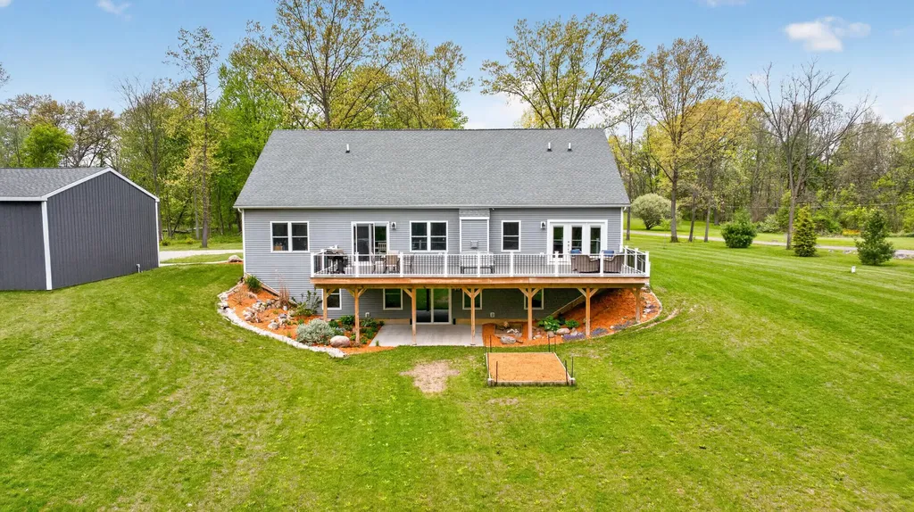 7615 Lansing Avenue Rives Township MI 49201