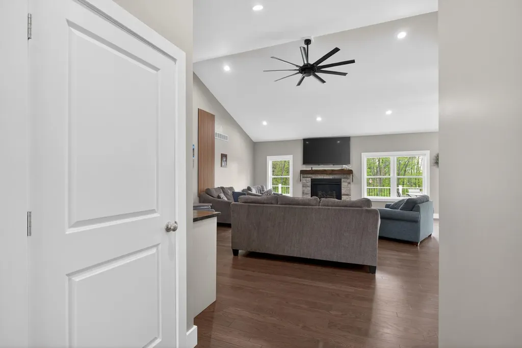 7615 Lansing Avenue Rives Township MI 49201