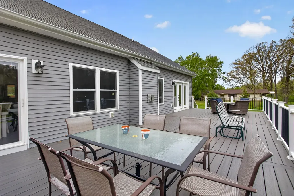 7615 Lansing Avenue Rives Township MI 49201