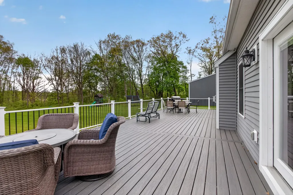 7615 Lansing Avenue Rives Township MI 49201