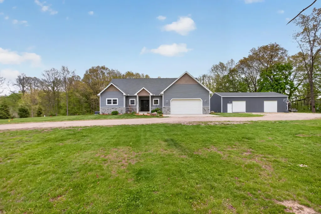 7615 Lansing Avenue Rives Township MI 49201