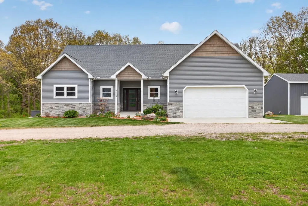 7615 Lansing Avenue Rives Township MI 49201