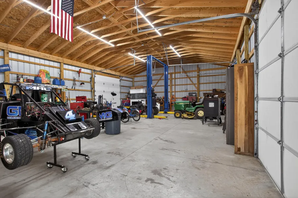 7615 Lansing Avenue Rives Township MI 49201