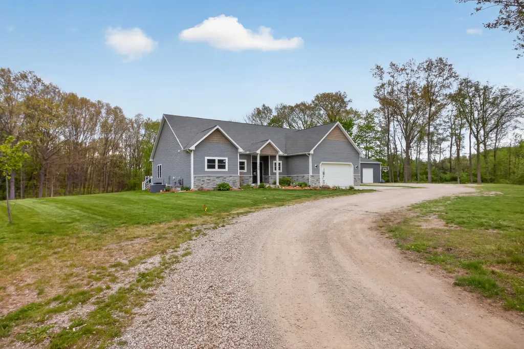 7615 Lansing Avenue Rives Township MI 49201