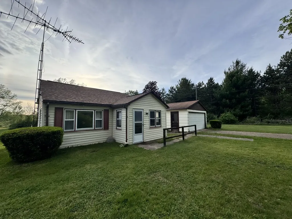 7430 Jones Road Rives Township MI 49201