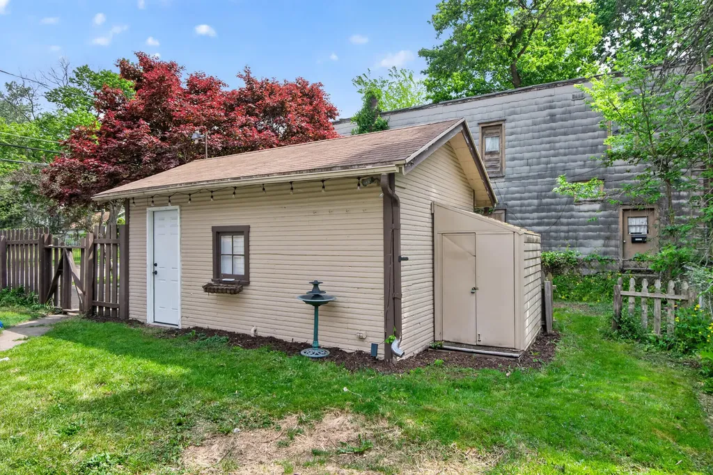 1101 Woodsum Street Jackson City MI 49203