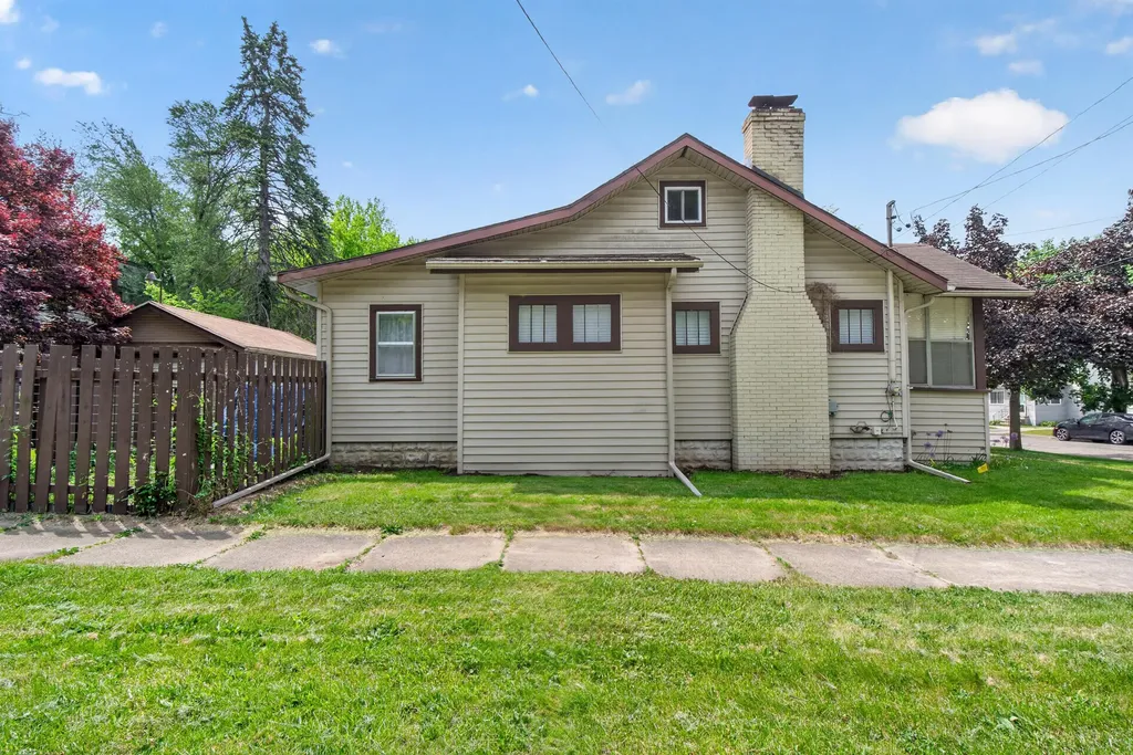 1101 Woodsum Street Jackson City MI 49203