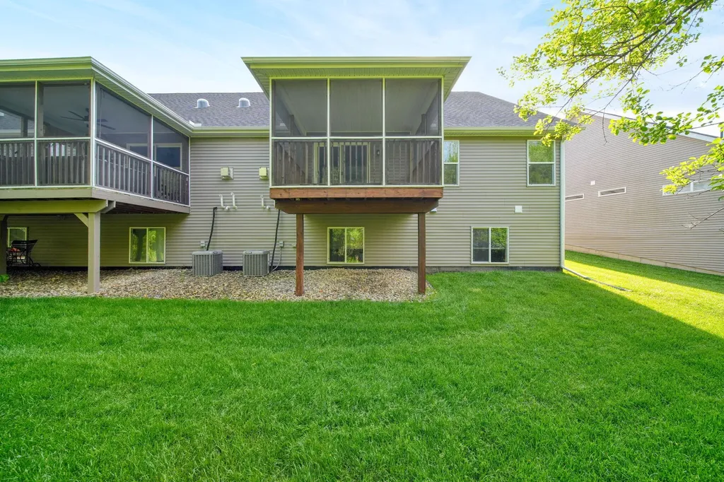4032 Stoneridge Drive Summit Township MI 49203