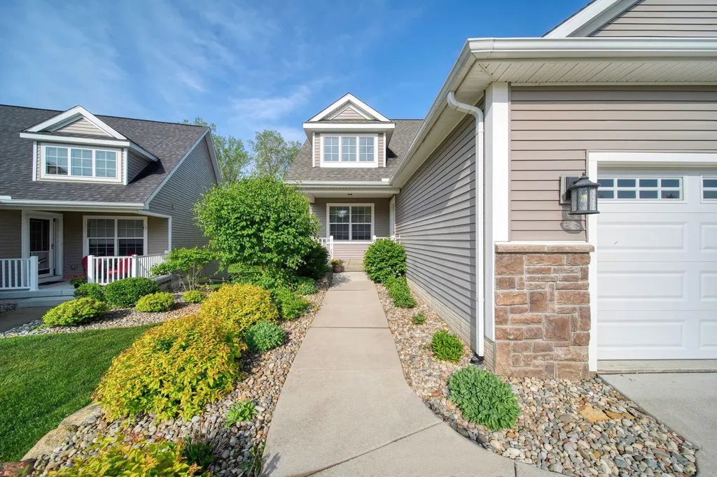 4032 Stoneridge Drive Summit Township MI 49203
