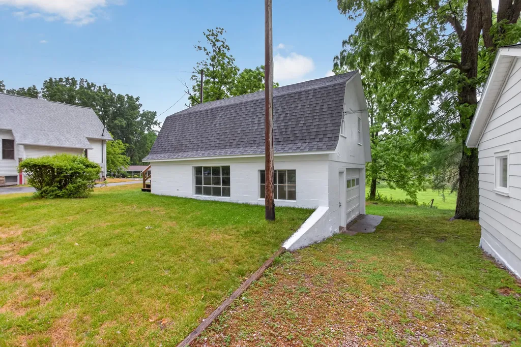 10337 Springville Highway Cambridge Township MI 49265