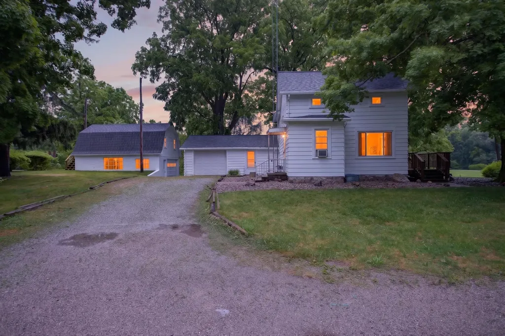 10337 Springville Highway Cambridge Township MI 49265