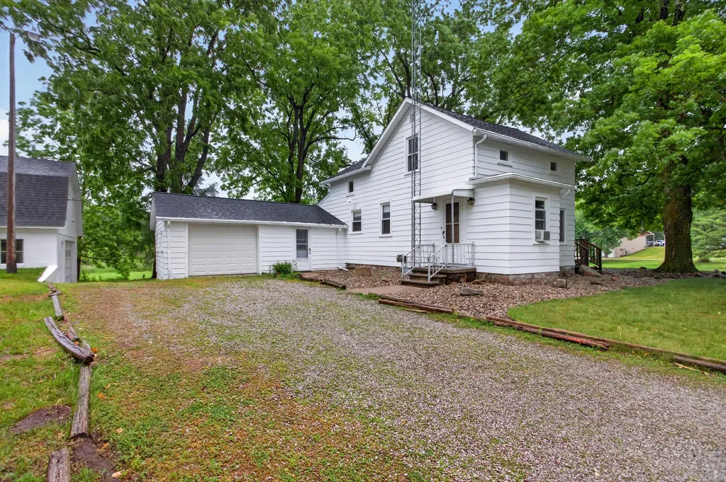 10337 Springville Highway Cambridge Township MI 49265
