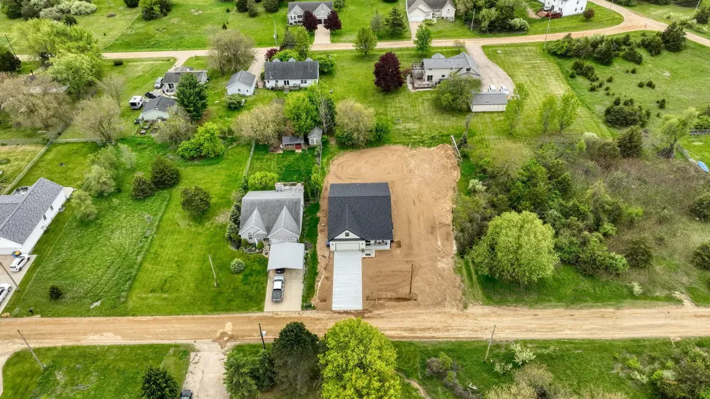 237 Ambler Drive Columbia Township MI 49230